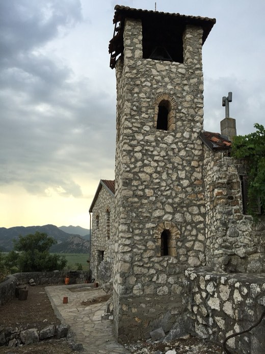 Monastery Kom